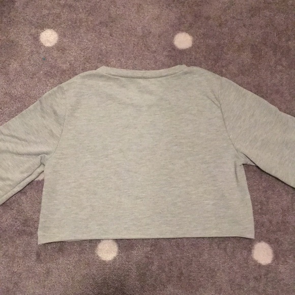 Grey crop top - Picture 3 of 3